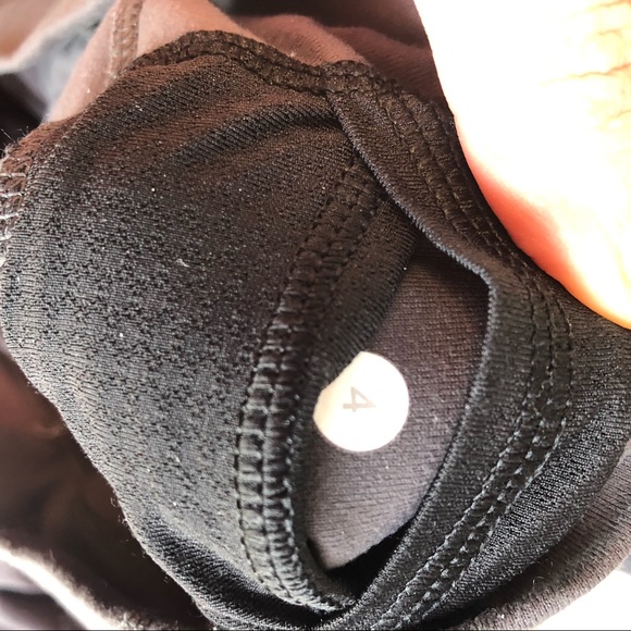 Lululemon Astro pants size 4 - Picture 5 of 7